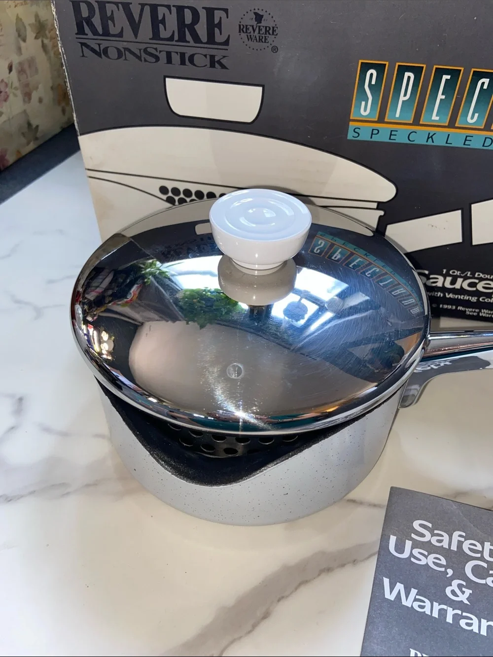 Revere Ware Spectrum Speckled White Nonstick Saucepan with Lid 1Q